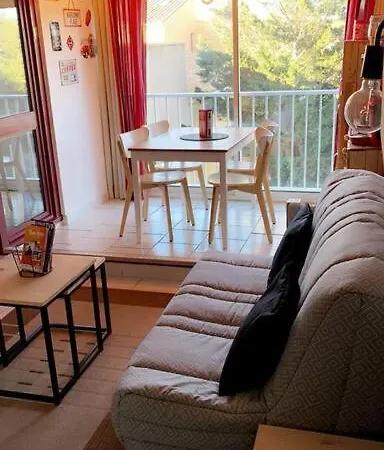 Apartamento T1 à 100m De La Narbona